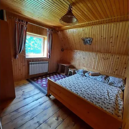 Окремі Апартаменти На 8 Чоловік Садиба У Ані Synevyrs'ka Polyana Exterior photo